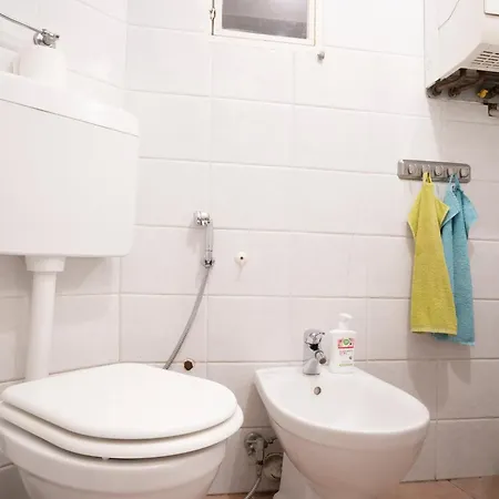 Appartement House In Center 1 - Affitti Brevi Italia *